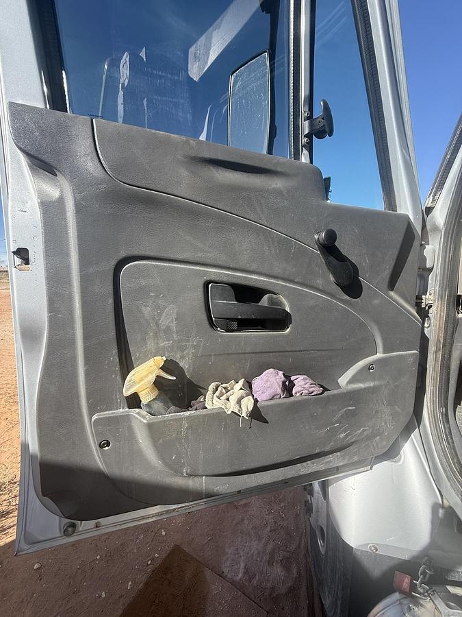 Used 2008 INTERNATIONAL 7400