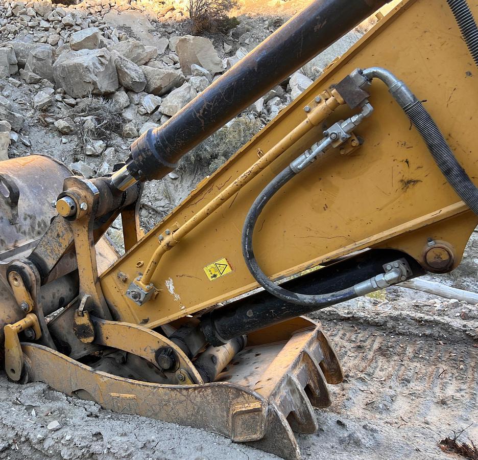 Used 2016 CATERPILLAR 336F L