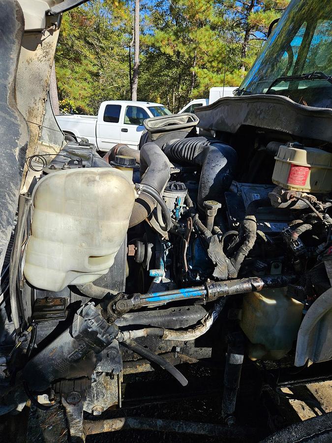 Used 2004 INTERNATIONAL 4200