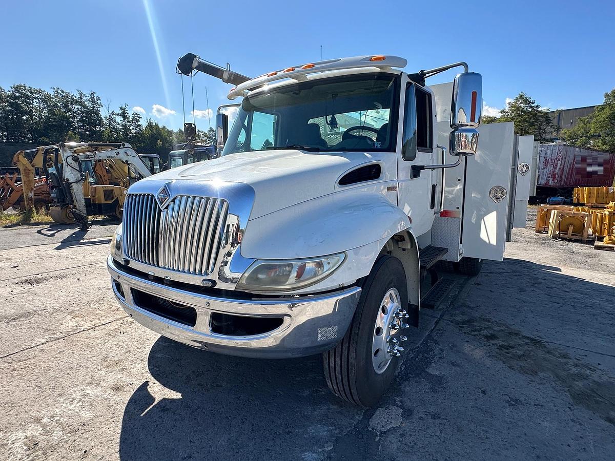 Used 2010 INTERNATIONAL 4300 Service Truck