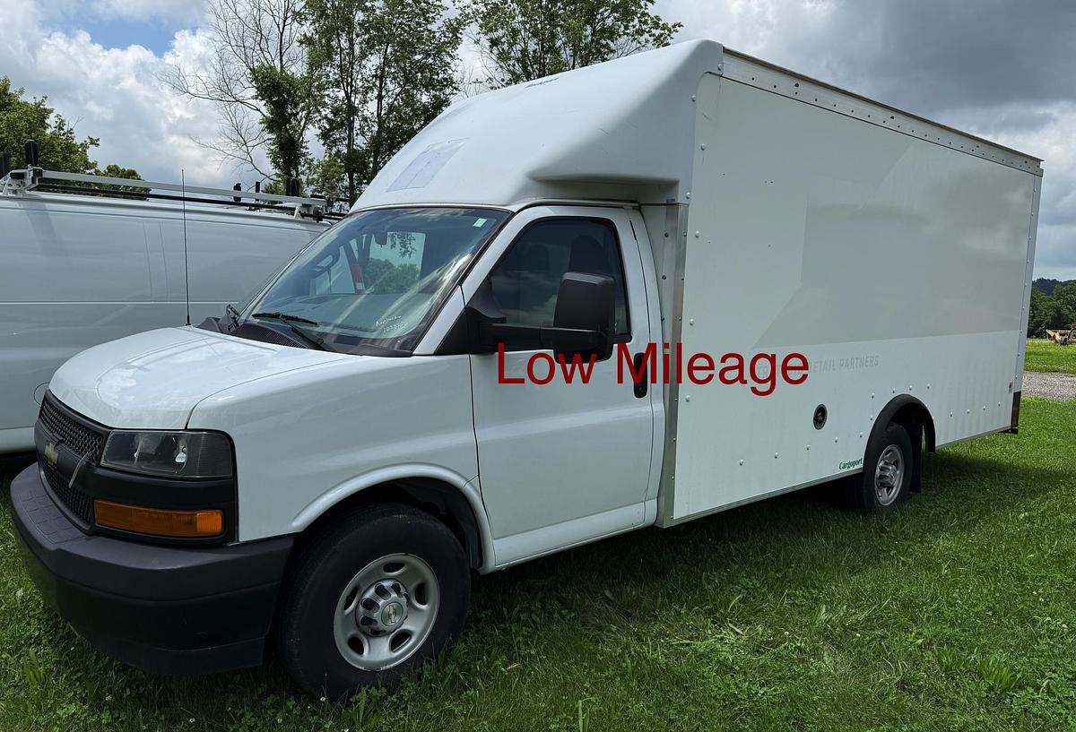 Used 2023 CHEVROLET Express 3500