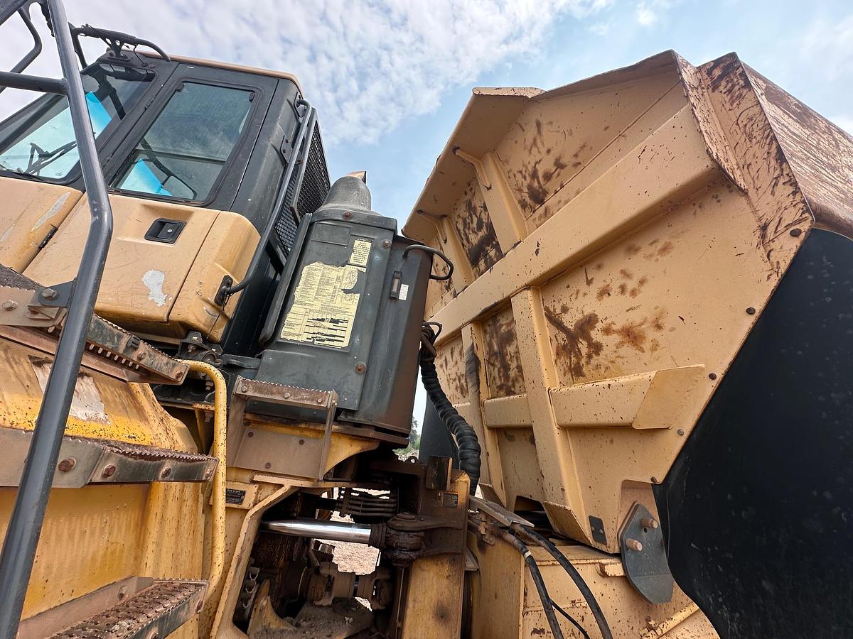 Used 2003 DEERE 400D