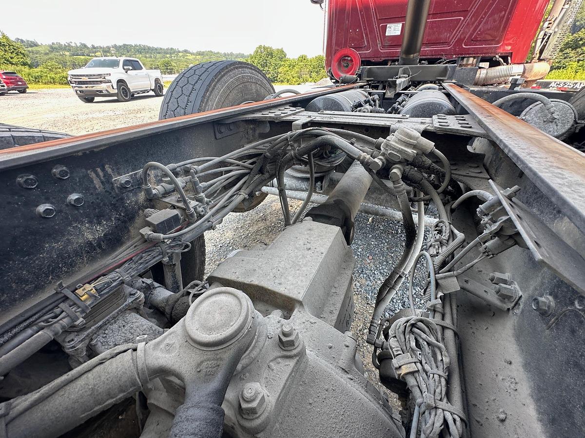 Used 2020 MACK Granite GR64F