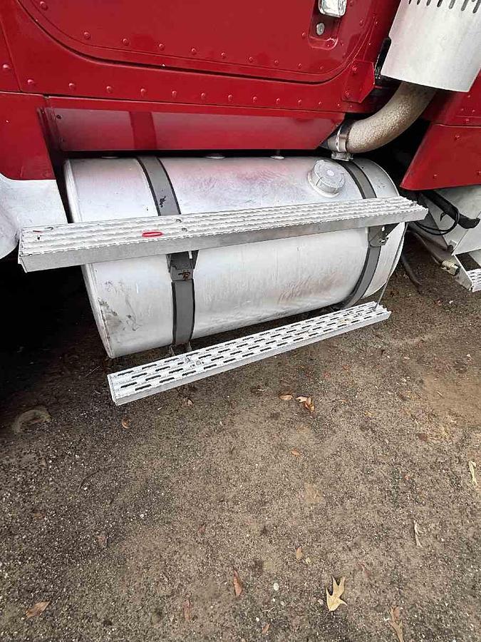 Used INTERNATIONAL 9400