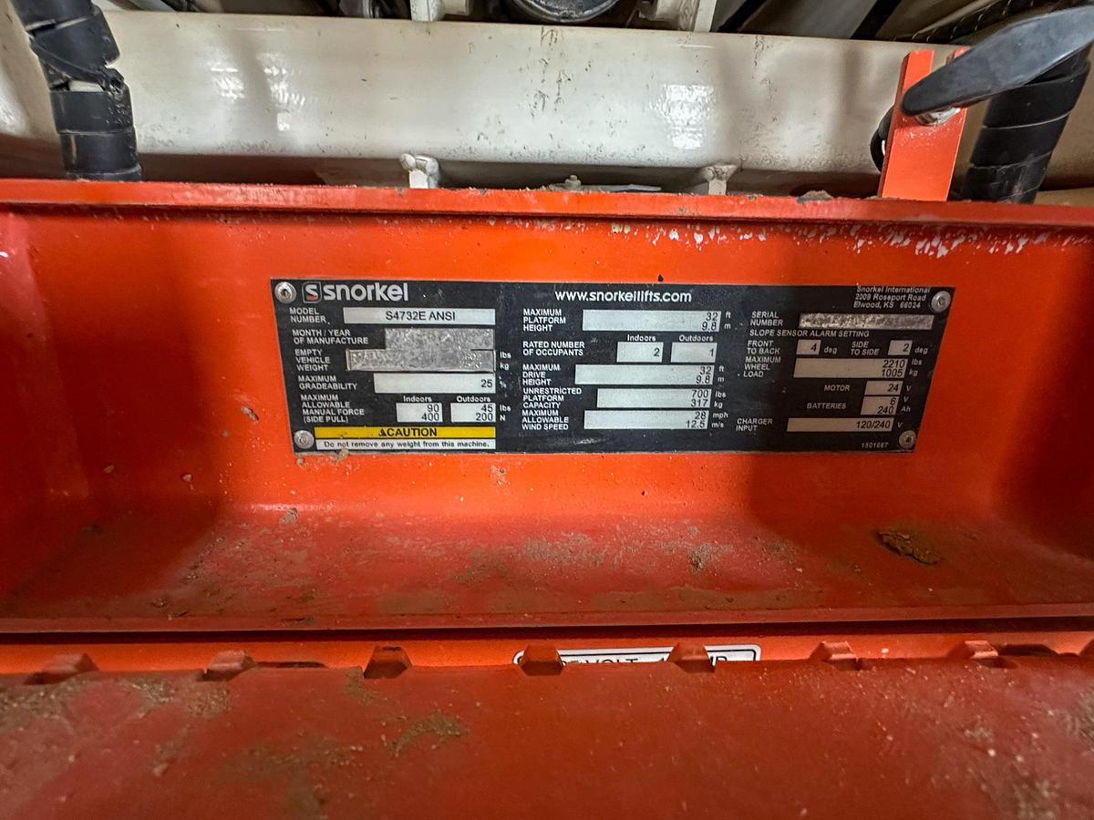 Used 2017 SNORKEL S4732E