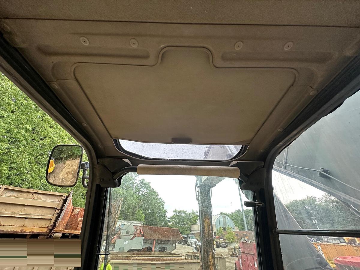 Used 2011 DEERE 450D LC