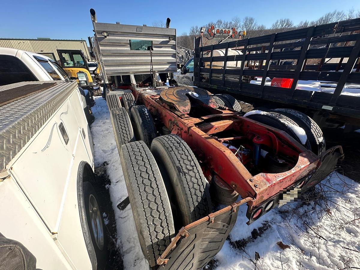 Used 1997 PETERBILT 389