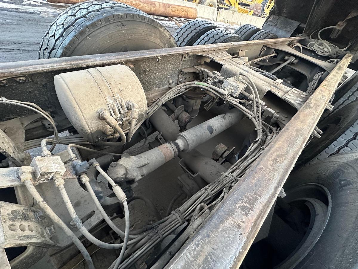 Used 2017 MACK Granite GU713