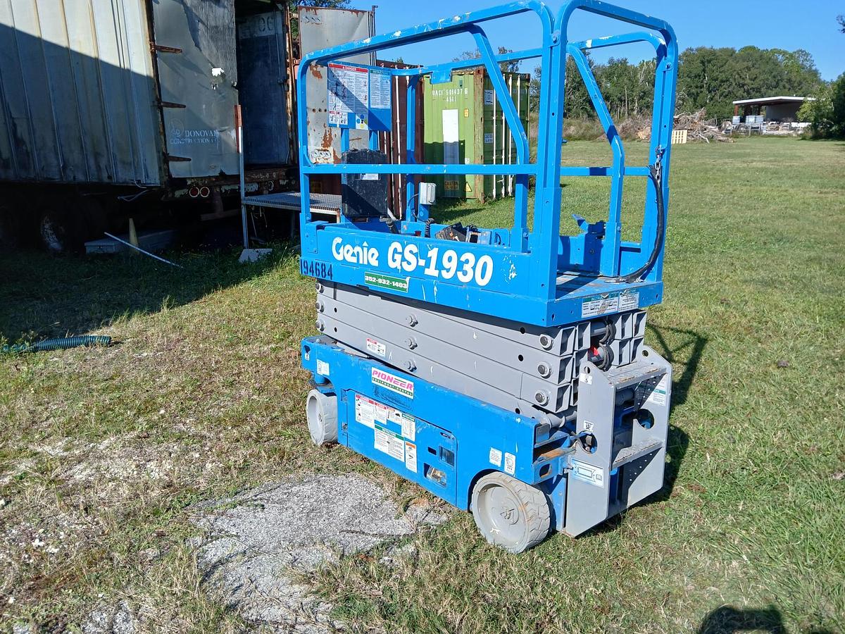 Used 2015 GENIE GS 1930