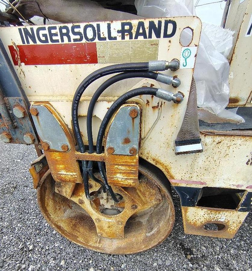 Used 1997 INGERSOLL-RAND DD-22 Vibratory Roller