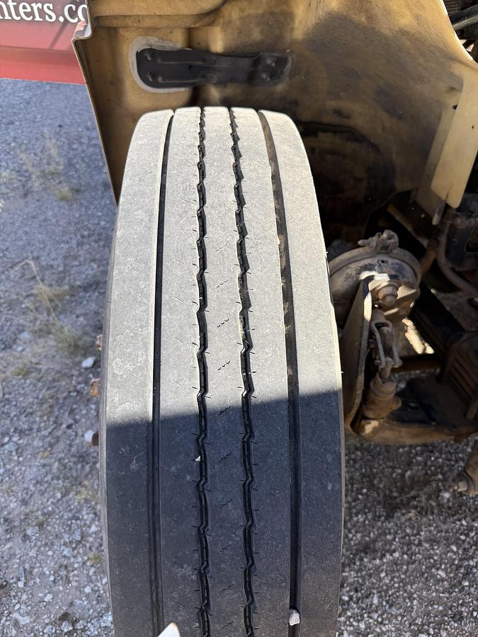 Used 2012 FREIGHTLINER CASCADIA