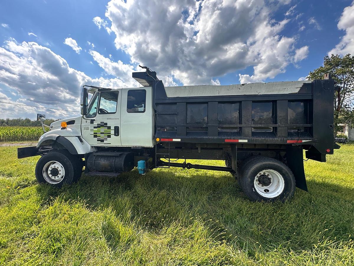 Used 2003 INTERNATIONAL 7500