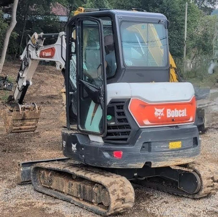 Used 2023 BOBCAT E 42 R2
