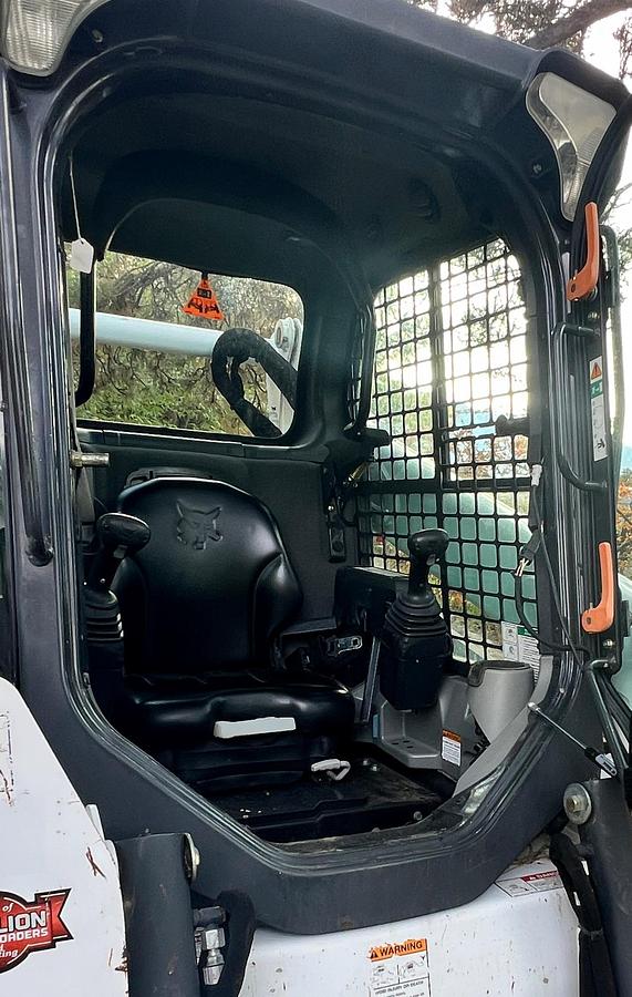 Used 2015 BOBCAT s570