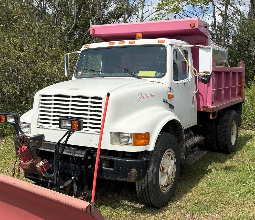 Used 1990 INTERNATIONAL 4900