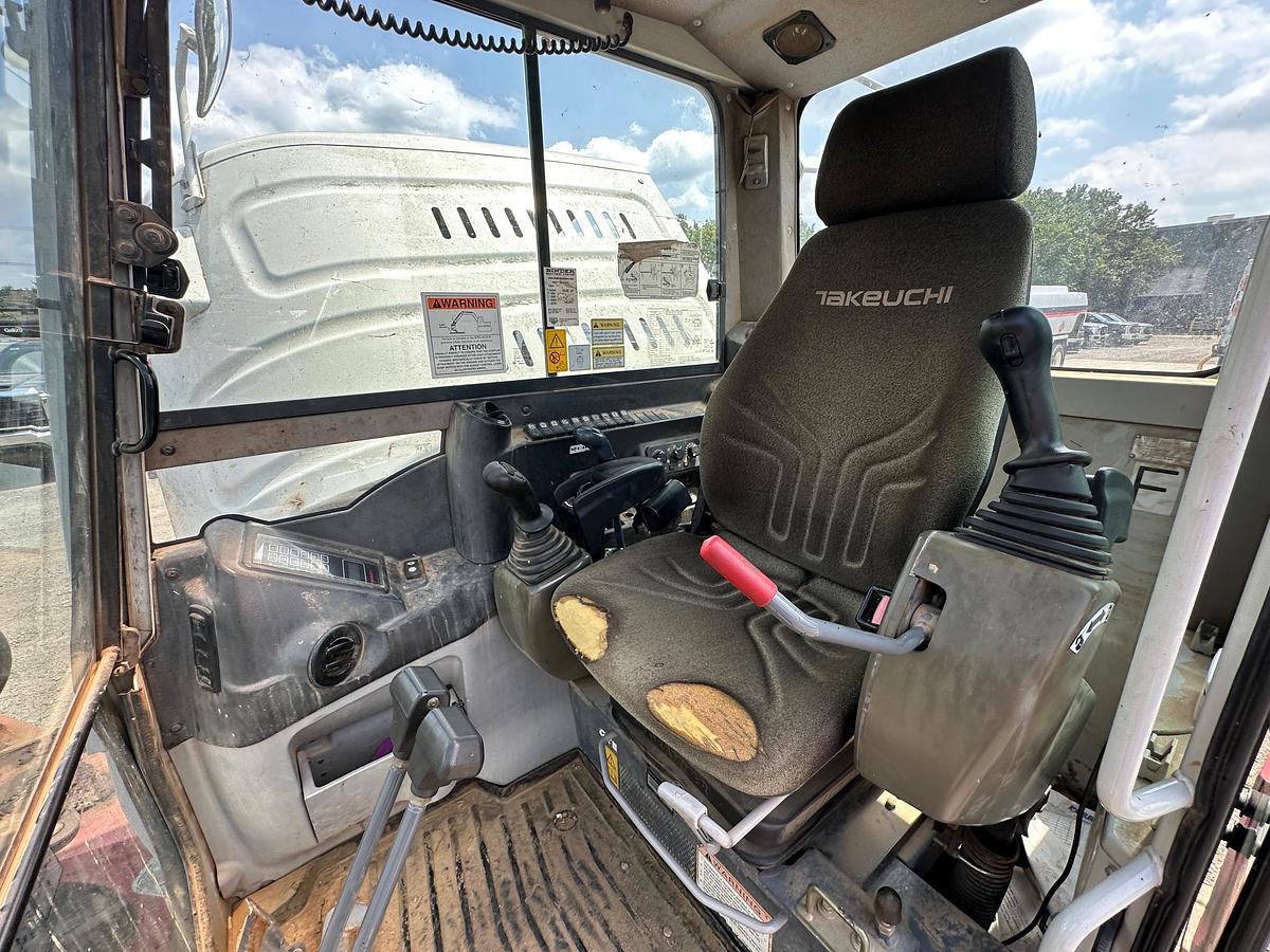 Used 2013 TAKEUCHI TB285