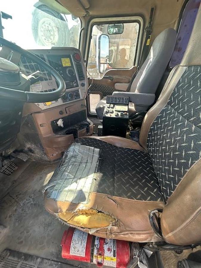 Used 2016 MACK GU713