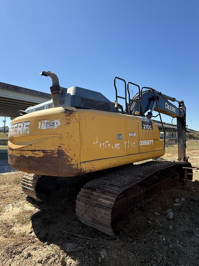 Used 2017 DEERE 210G LC