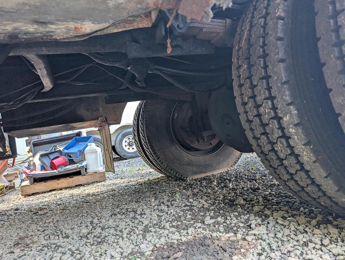 Used 1996 INTERNATIONAL 4800