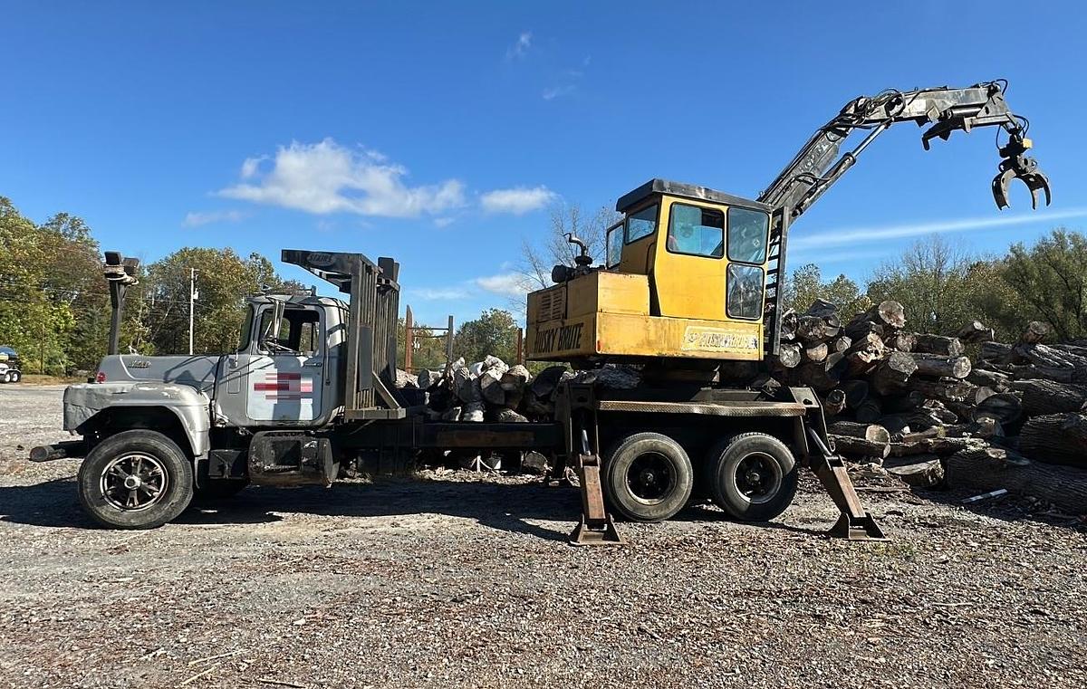 Used 1984 MACK RD686S