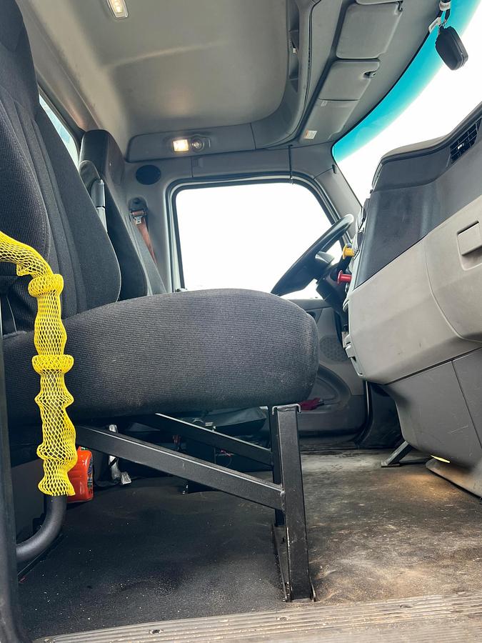 Used 2021 PETERBILT 579