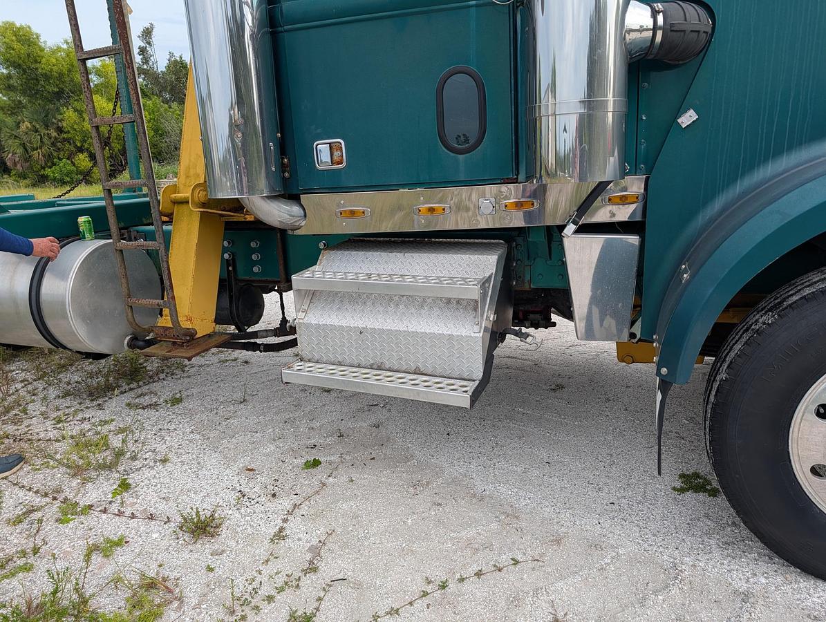 Used 1995 WESTERN STAR 4900