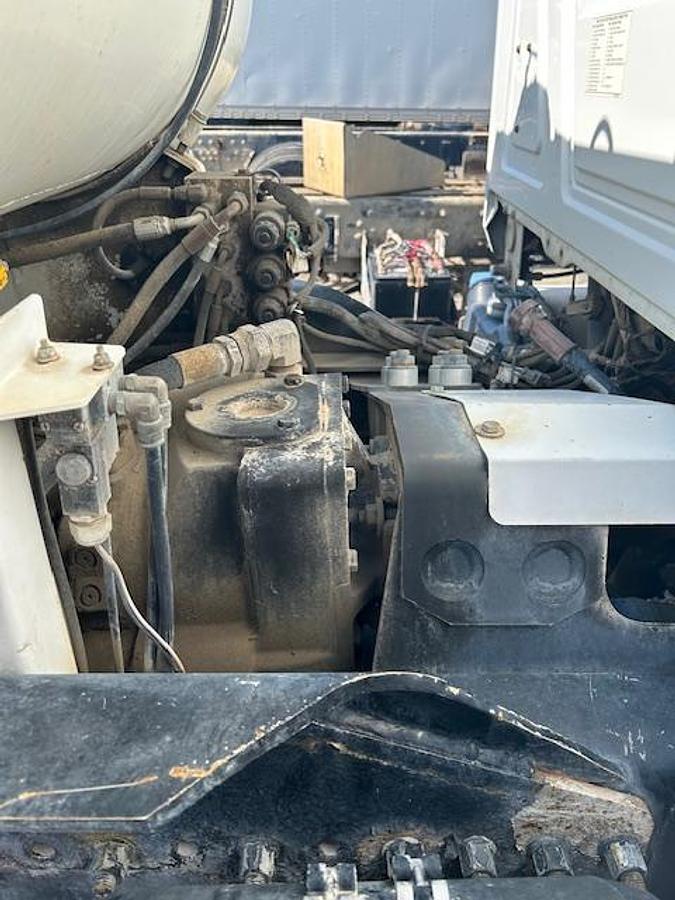 Used 2016 MACK GU700