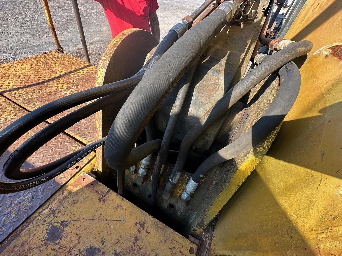 Used 1984 MACK RD686S