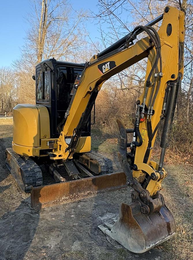 Used 2015 CATERPILLAR 303.5E2