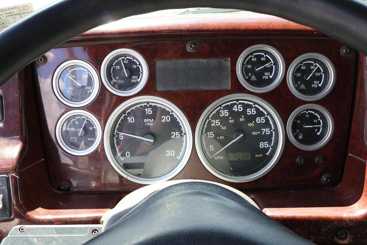 Used 2008 STERLING L9500