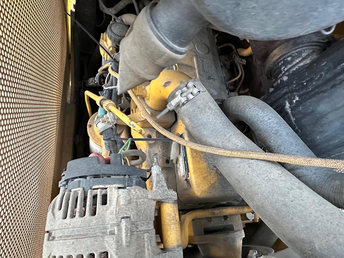 Used 2007 DEERE 650J LT