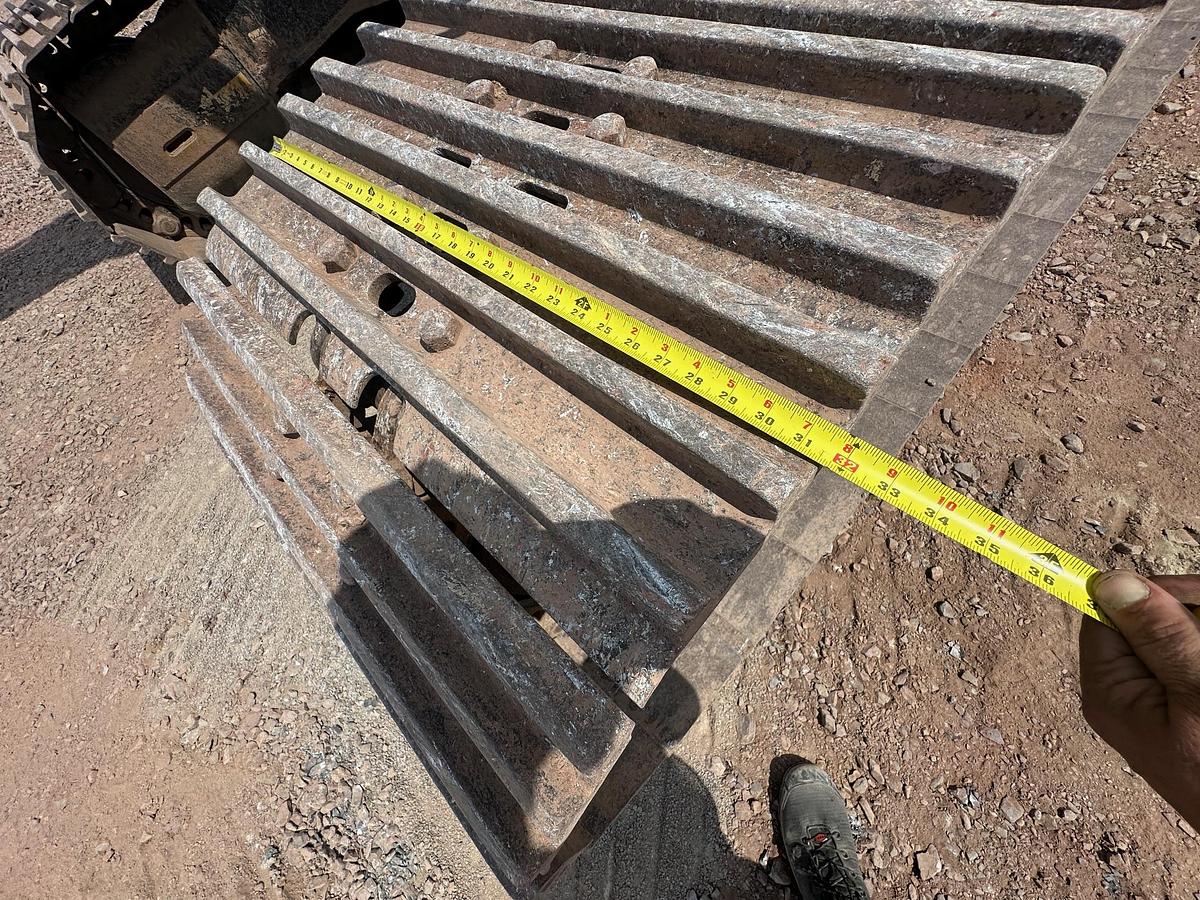 Used 2018 DEERE 380G LC