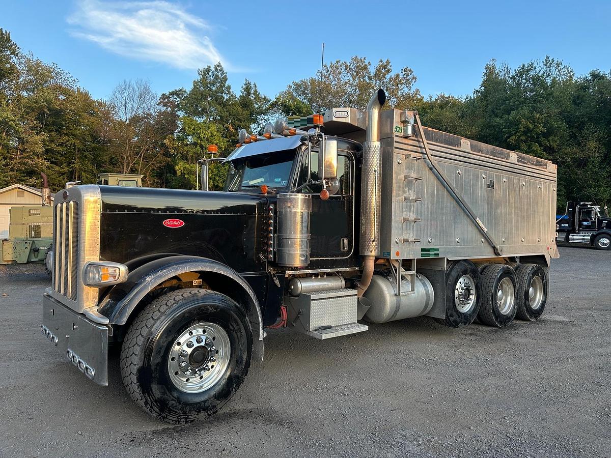 Used 2019 PETERBILT 389L
