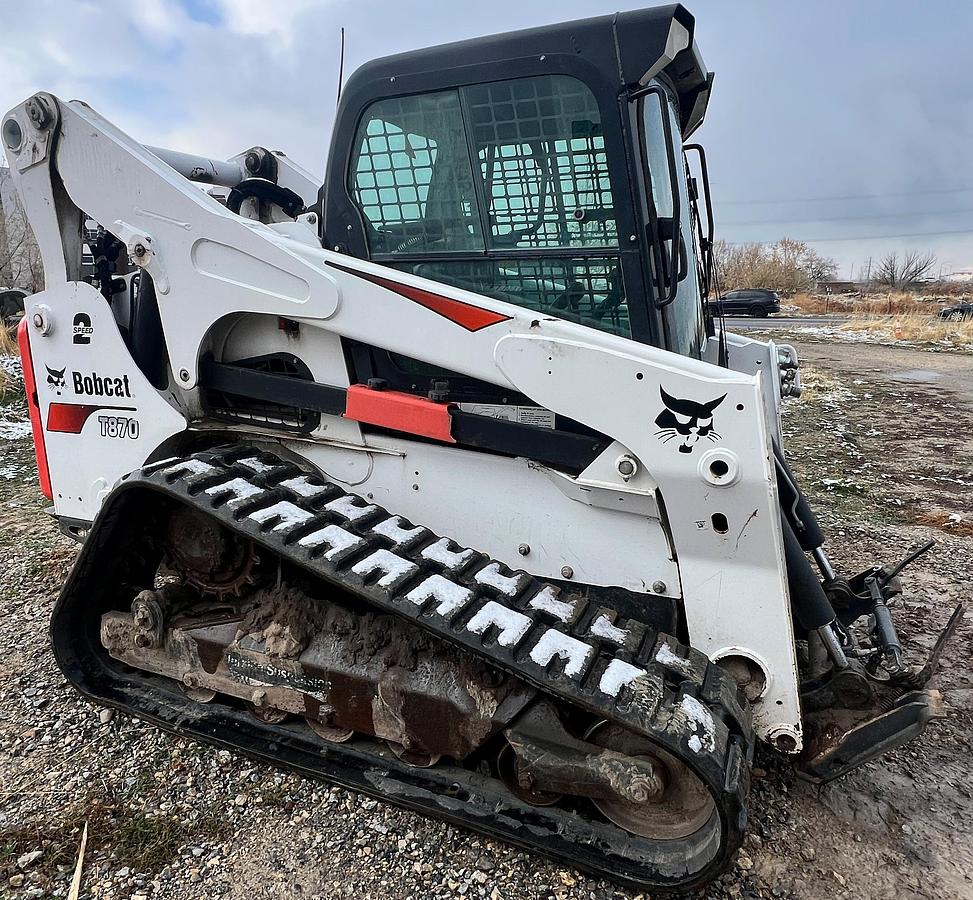 Used 2019 BOBCAT t870