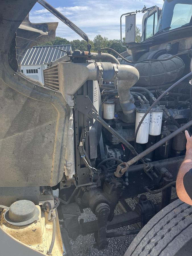 Used 1999 MACK CH-613