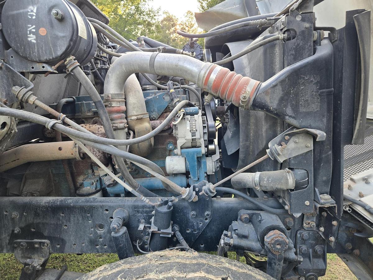 Used 2002 INTERNATIONAL F-2554