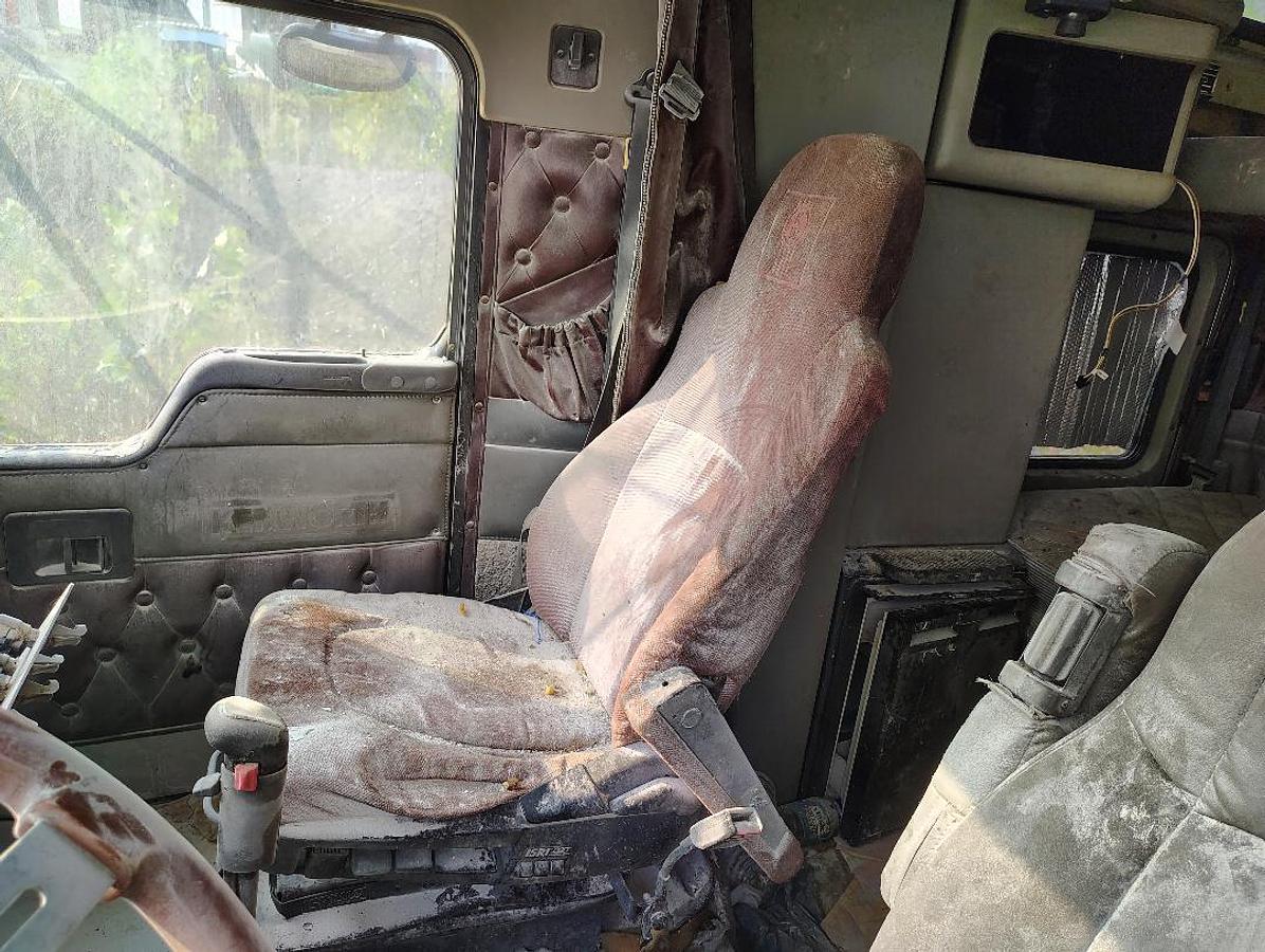 Used 2000 KENWORTH W900