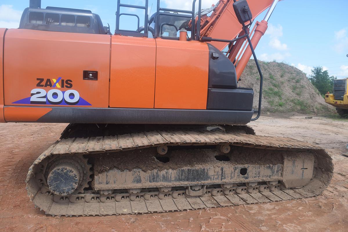 Used 2020 HITACHI ZX 200