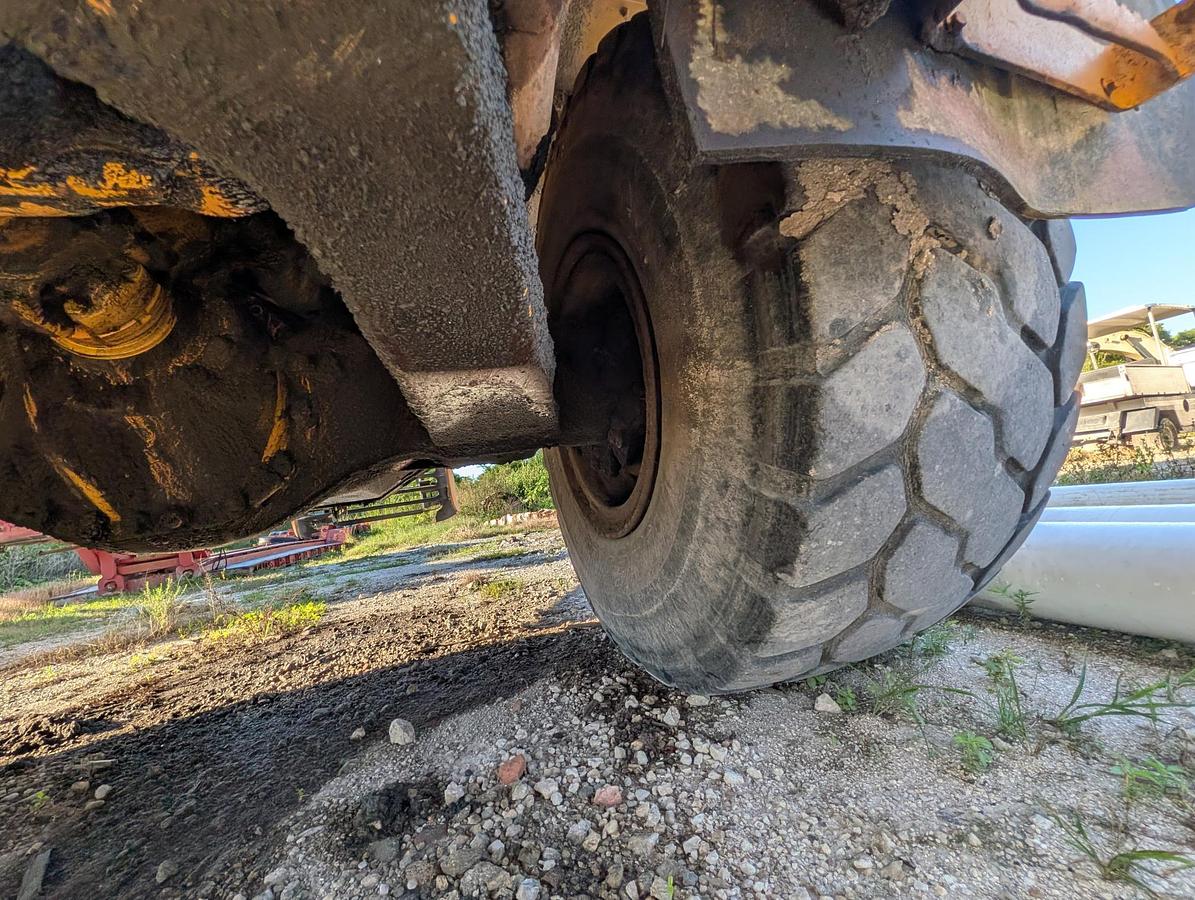 Used 2005 VOLVO A25D