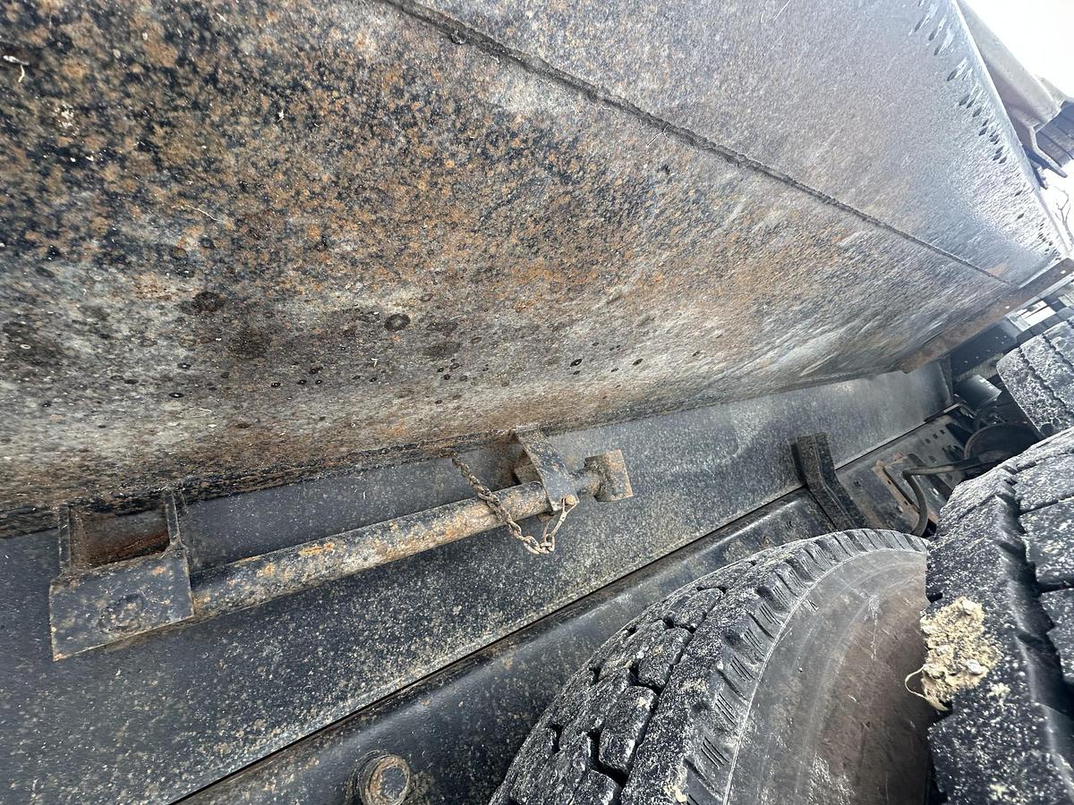 Used 2002 KENWORTH T800