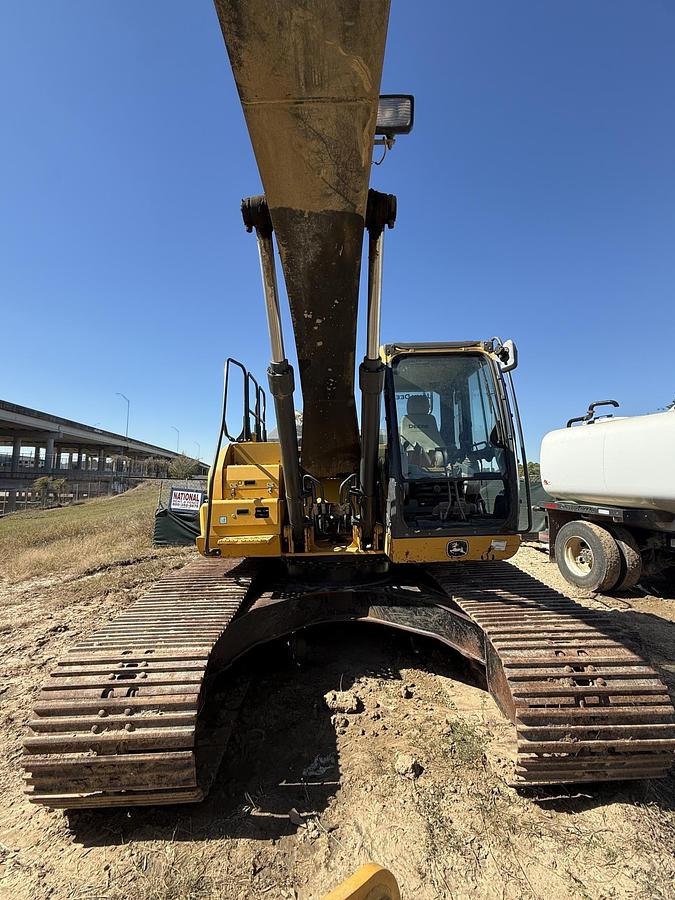 Used 2017 DEERE 210G LC