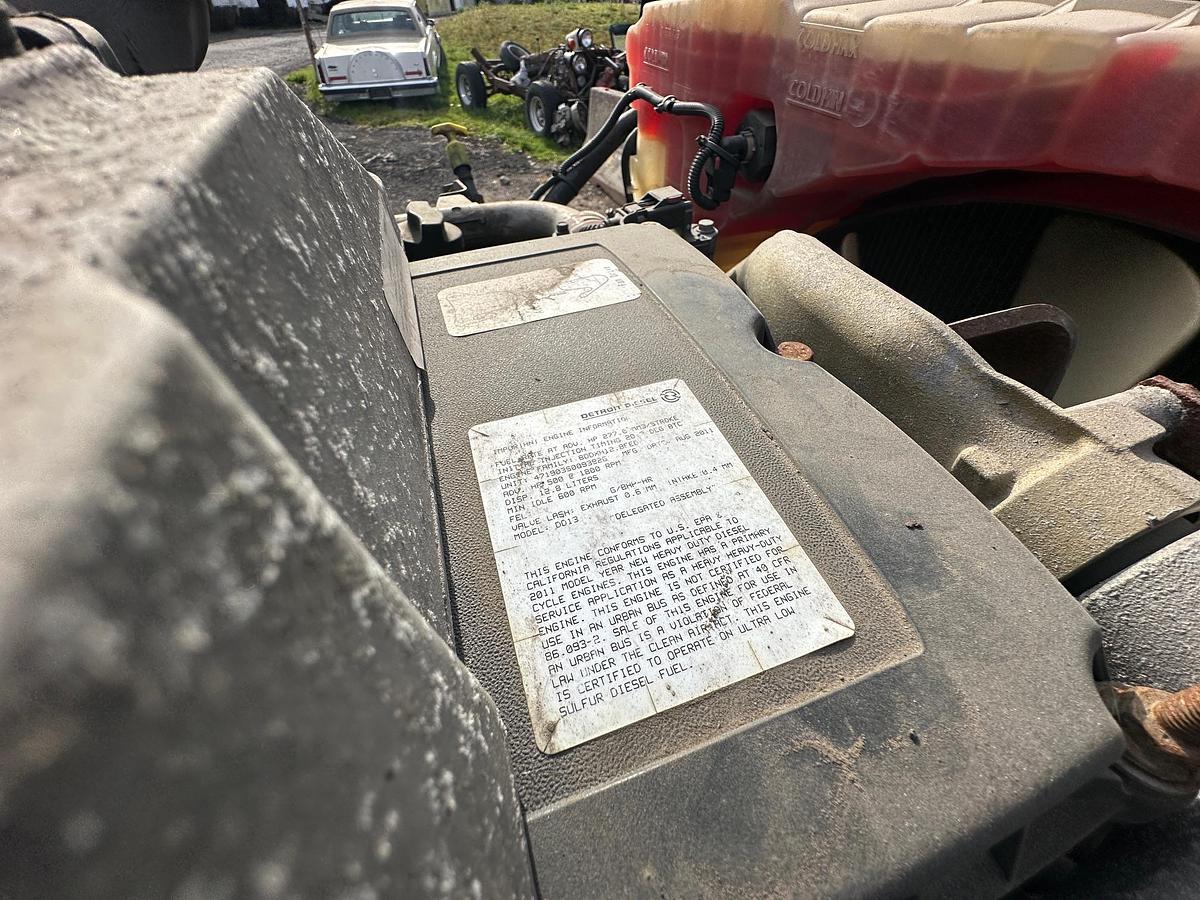 Used 2012 FREIGHTLINER Cascadia 125