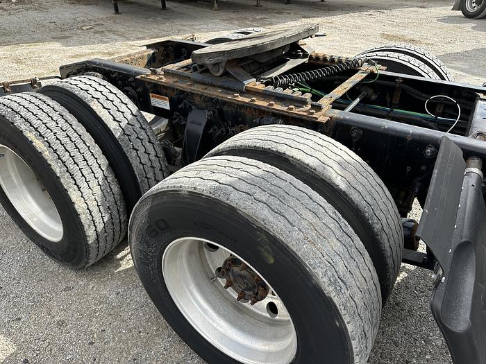 Used 2017 FREIGHTLINER Cascadia 125