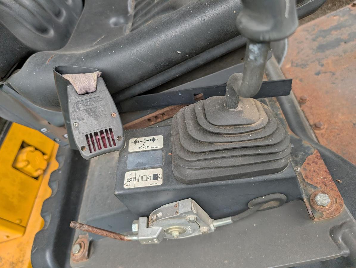 Used 2002 PUCKETT MFG 560