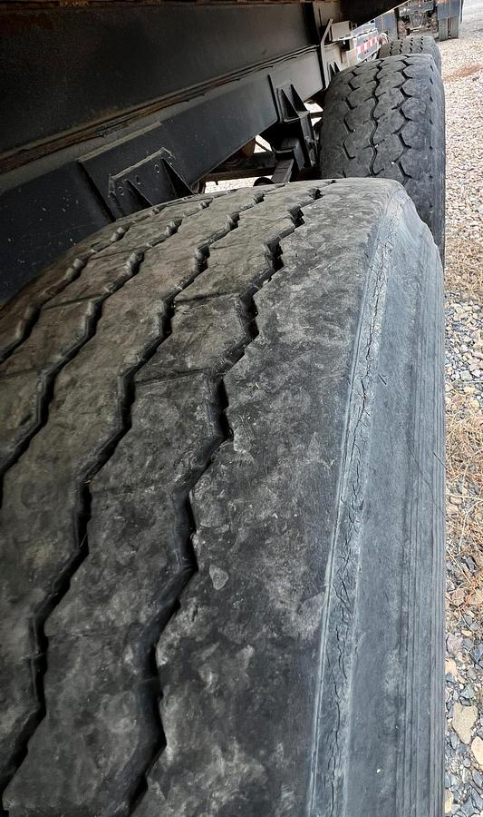 Used 1997 POWER-FLOW 16' Tri-Axle Dump Pup