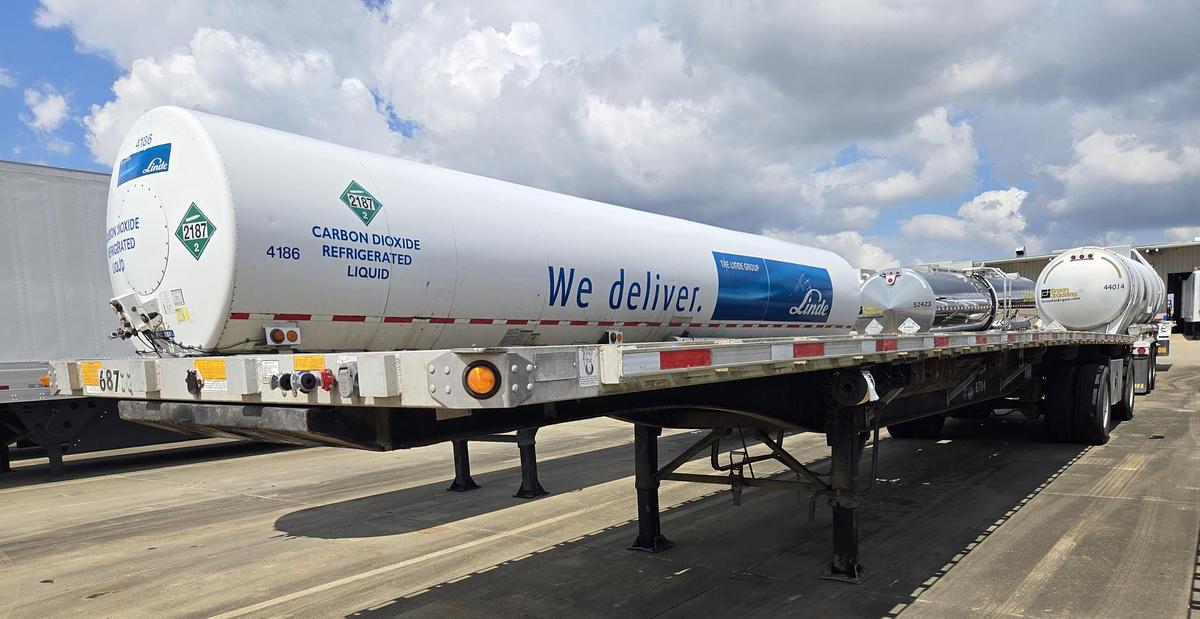 Used 2005 UTILITY 48 x 102