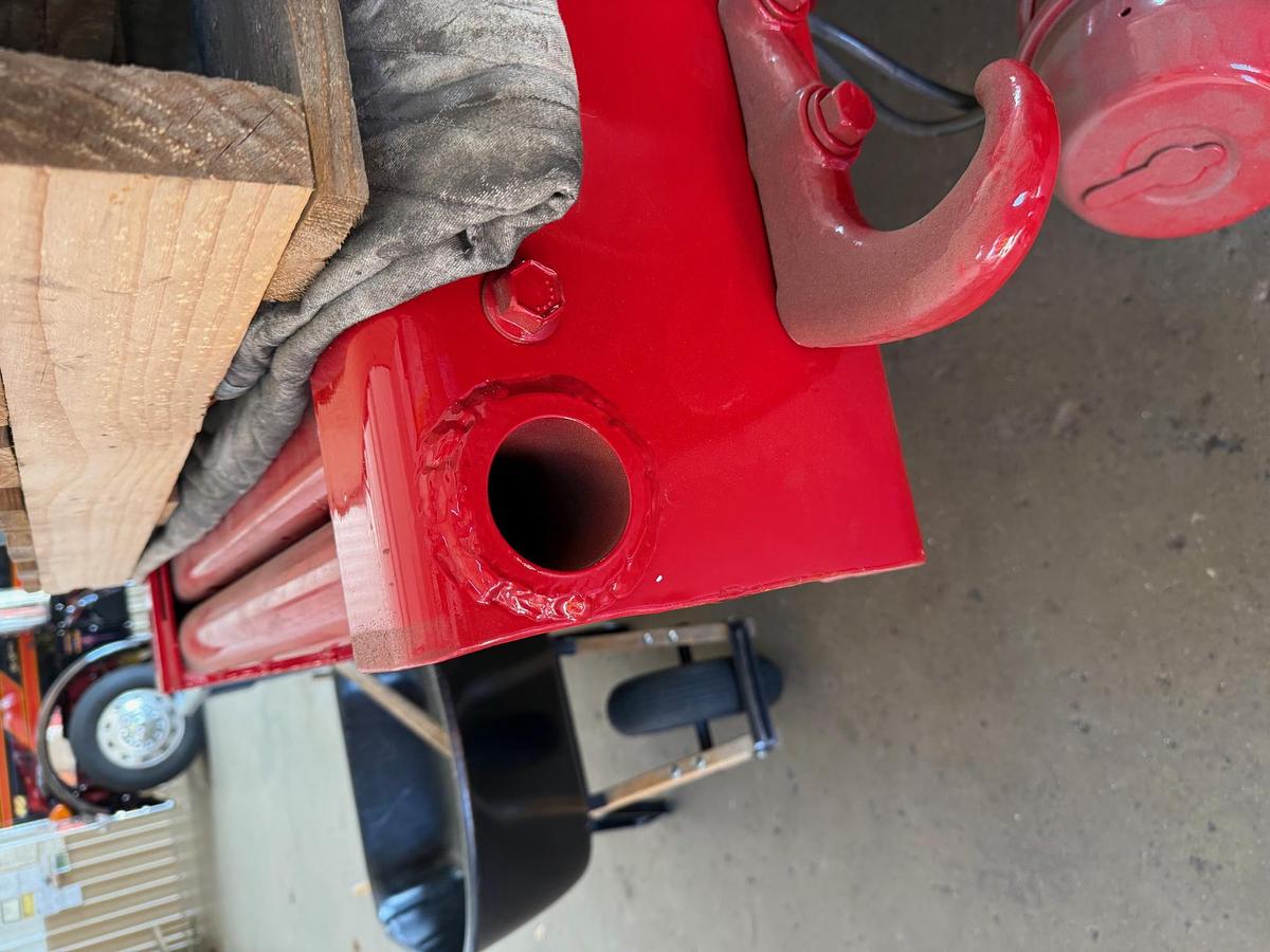 Used 1997 AUTOCAR DK6 Tilt Nose