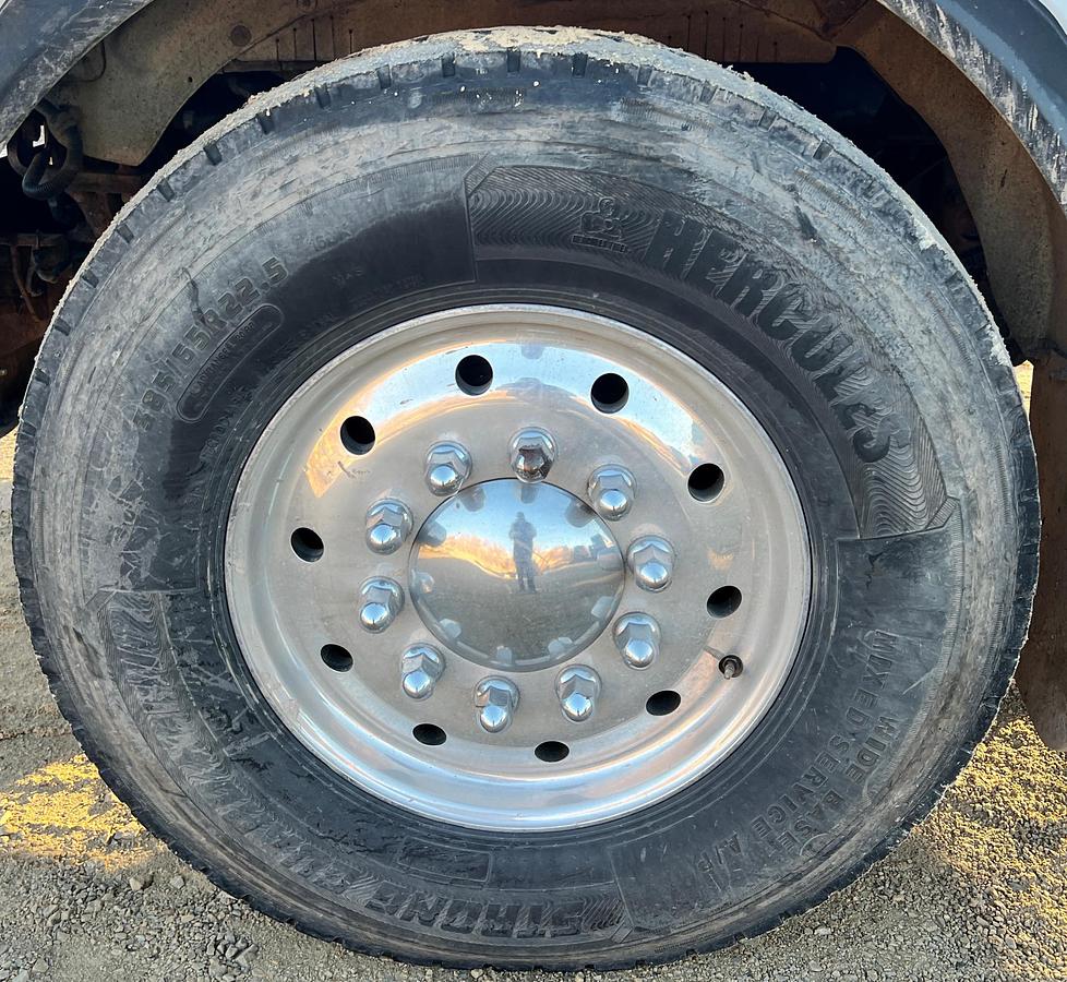 Used 2019 WESTERN STAR W4900