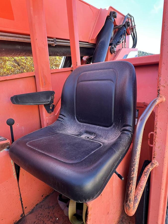 Used 2007 SKY TRAK 8042