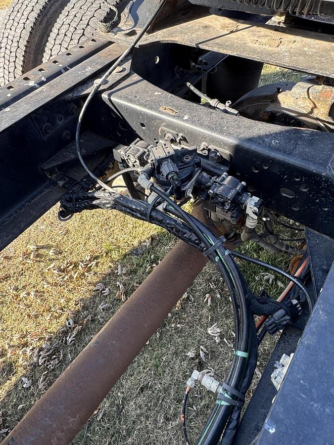 Used 2007 VOLVO VNL42T